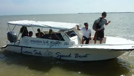 15 person speedboat from Trat to Koh Mak and Koh Kood